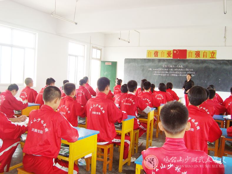 暑假怎么輔導(dǎo)孩子寫(xiě)作業(yè) 暑假這樣陪孩子