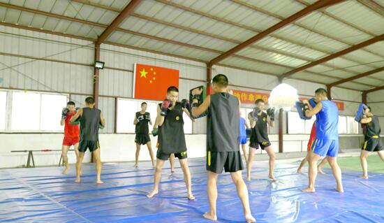 孩子的成績不能說明一切，卻也說明一切！——雞公山少林武術(shù)學(xué)校教育篇